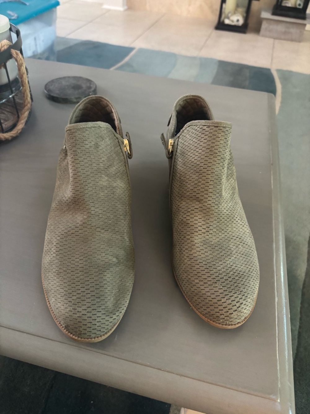 Dr Scholl’s Women’s SZ 10M Sage Suede Bootie